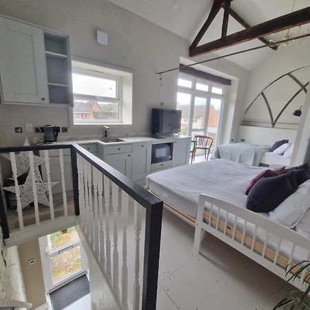 Spacious Apartments, Sleeps 6, 15Min To Milton Keynes Great Brickhill Dış mekan fotoğraf